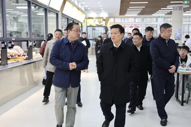 湖南师范大学再获两项国家自然科学基金重点类项目

近日，从国家自然科学基金委员会