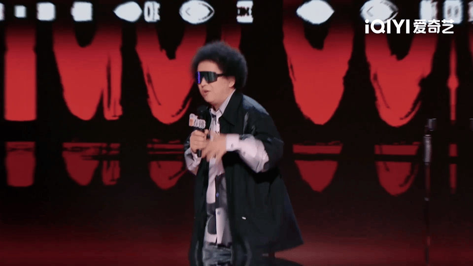 黑灯真当上rapper了 黑灯这回真当上rapper了！墨镜一带drop the