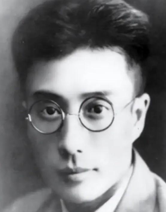 1931年的顾顺章叛变事件，被称为我党早期最凶险的生存危机。正是钱壮飞、李克农两