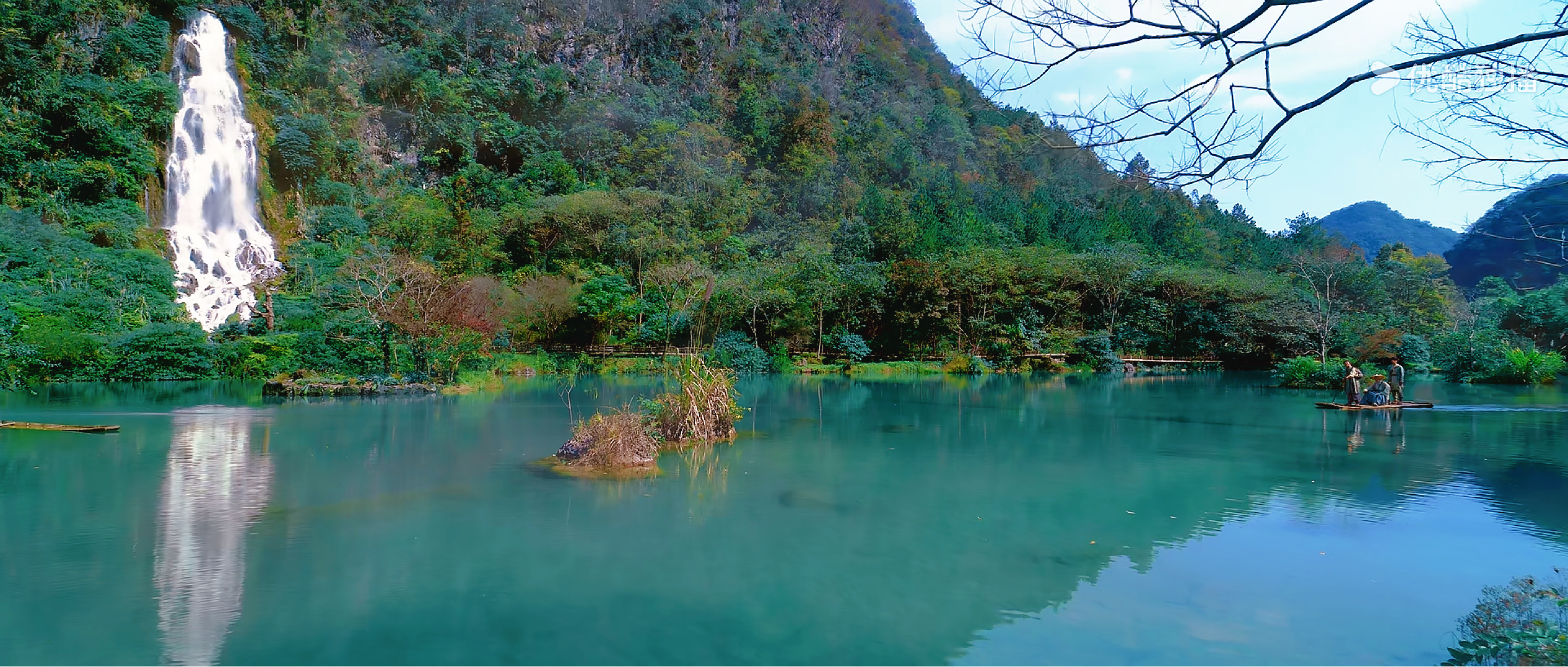 《凡人修仙传》的实景画面确实很美，看了你也想去修个仙的景色。 ​​​