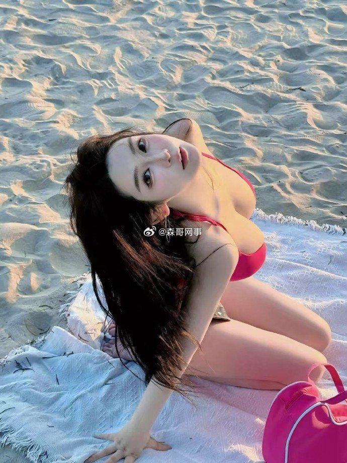 王小国前妻王琴身材真火辣[吃瓜] ​​​