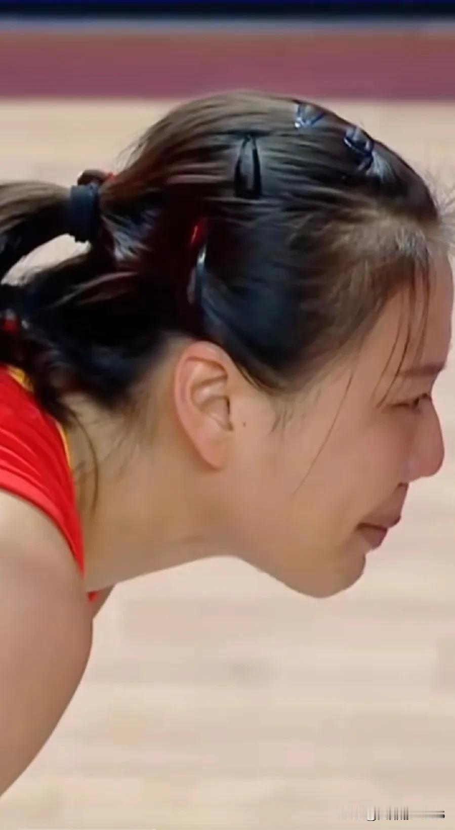 龚翔宇应该学会控制情绪
       2024年世界女排联赛香港站最后一场比赛，