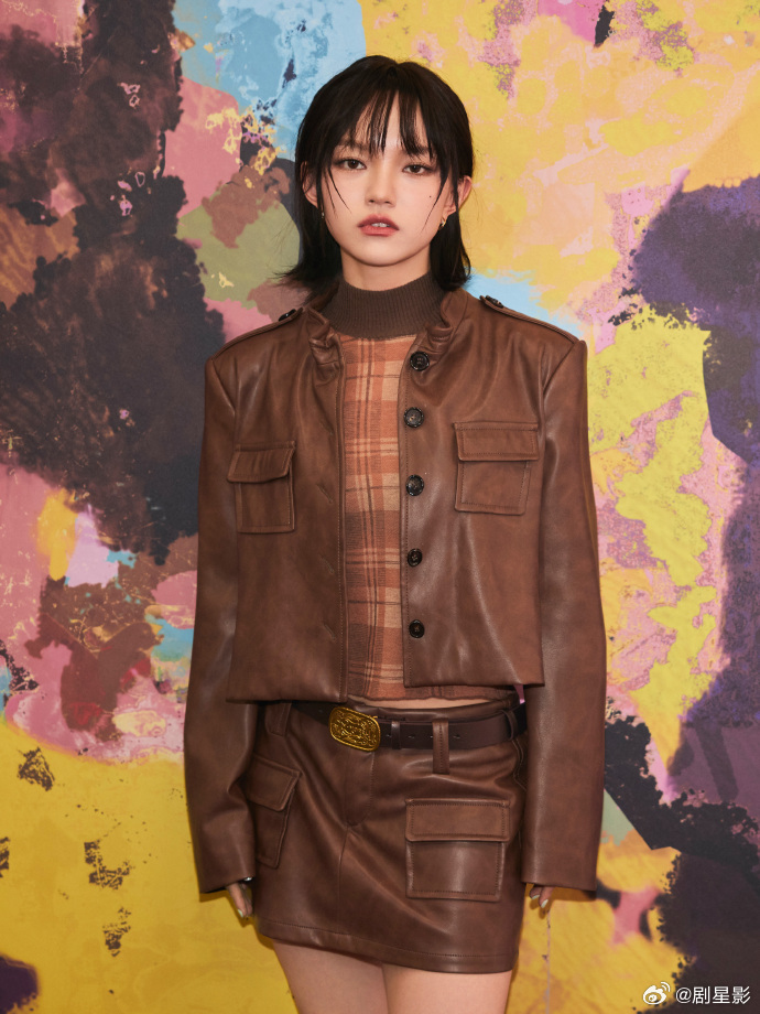 兰西雅美拉德look兰西雅变美了兰西雅的美拉德look太绝了，妥妥的大美女既视感