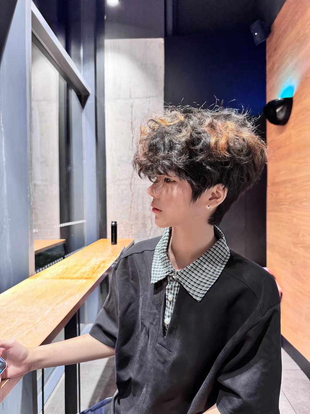 可以再讲一遍你从一推小狗里选中我的故事吗