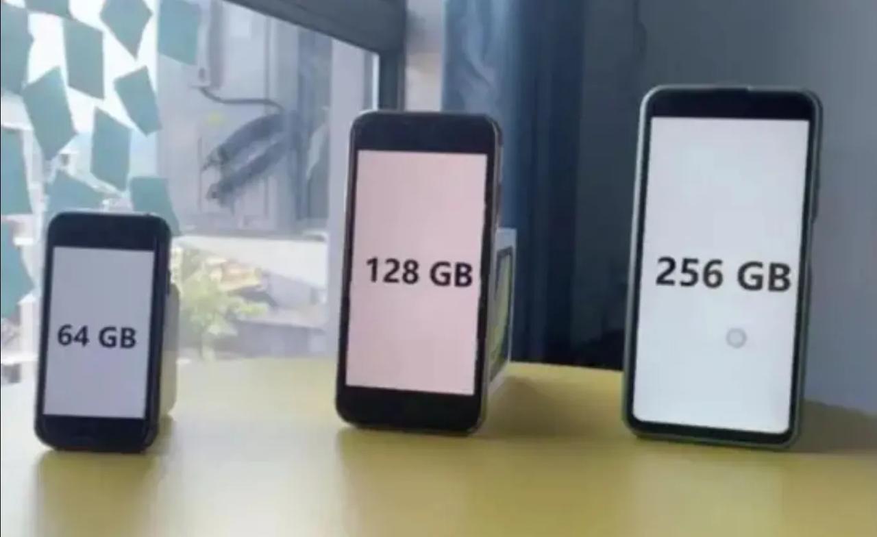 为什么2023年，内行人不推荐256G的手机？

1，买256不如买128

现