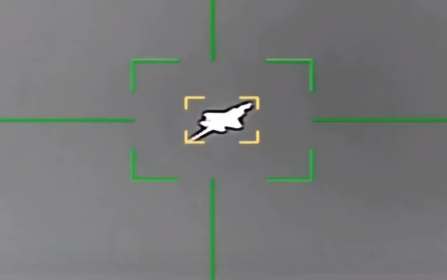 伊朗称击中美军F35战机隐身战机主要靠低雷达反射来隐身并非不可探测，之前就有苏3