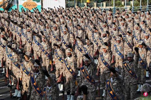 伊朗动真格了，特朗普反而直接认怂了！1月29日，伊朗革命卫队宣布，将于2月1日至