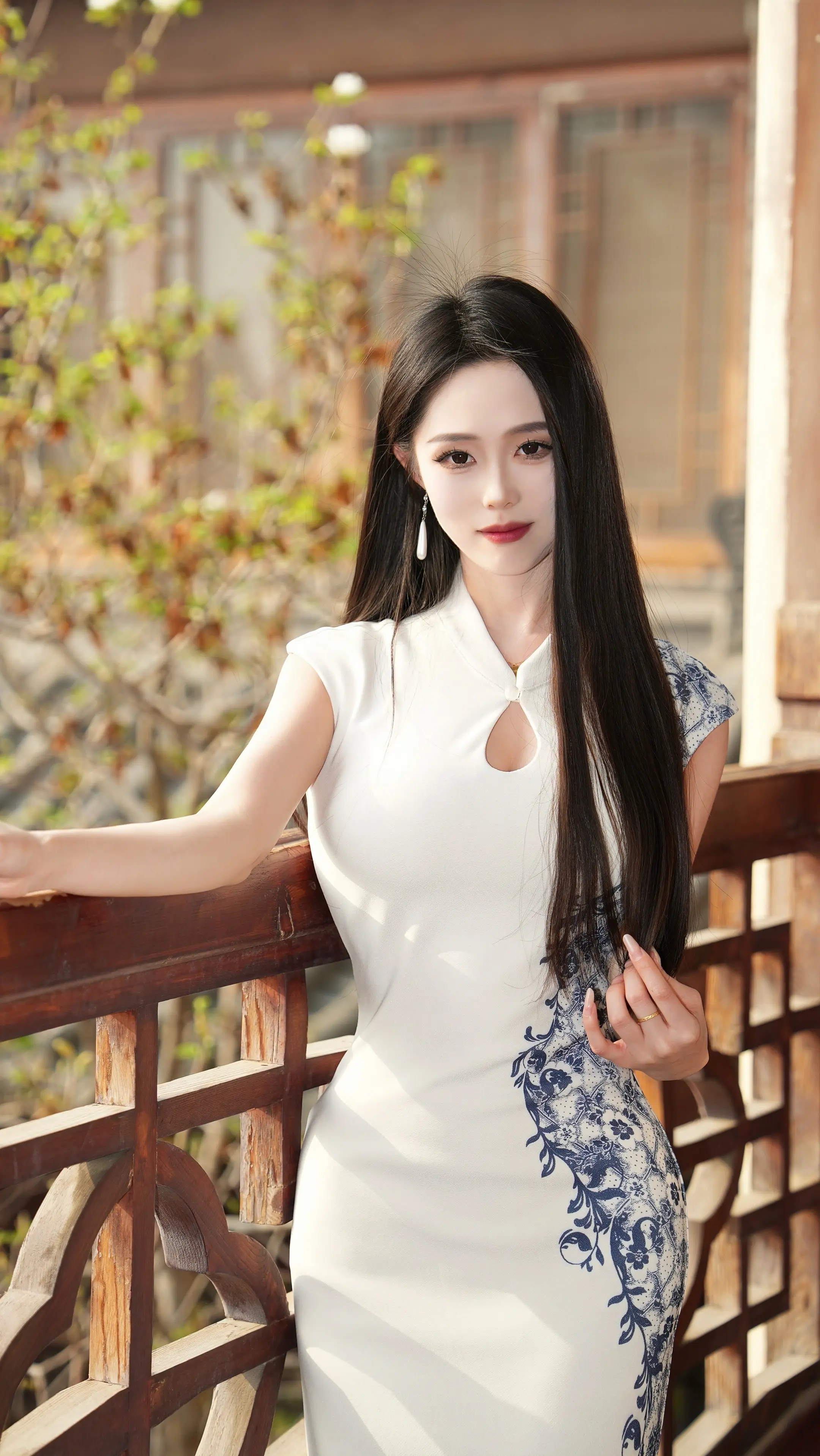 东船与西舫  琴音袅袅于心上