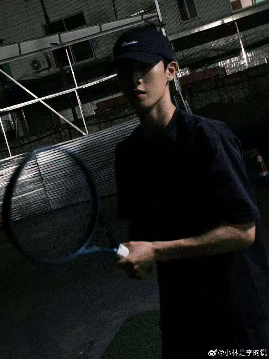 李昀锐又去打网球了李昀锐今日bgm是击球声李昀锐今日bgm是击球声 依旧帅气 ​