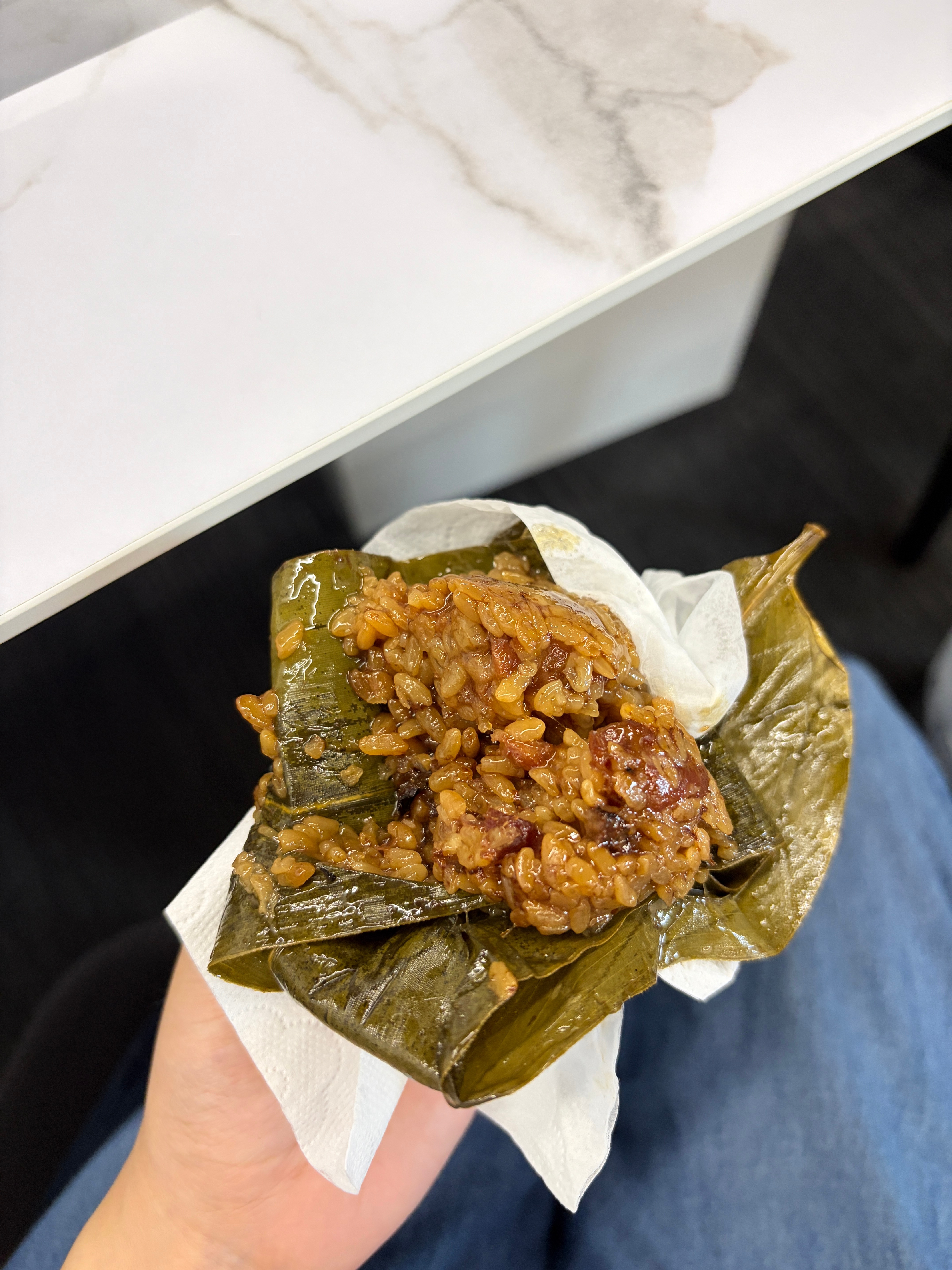 住酒店没锅，涵猪早上起来给我煮了带来吃