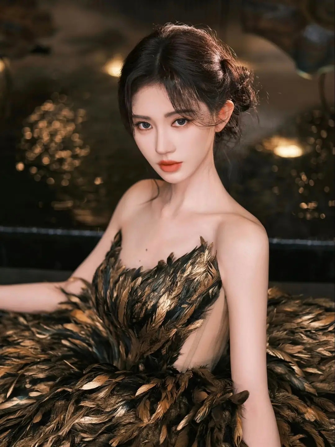 王亚飞全否定，鞠婧祎这样的美妆圣体他都能画的这么。 