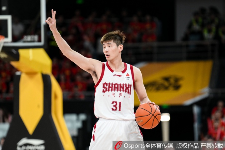 新球队还需适应！王俊杰面对旧主首发18分钟 贡献8分1板1助2断