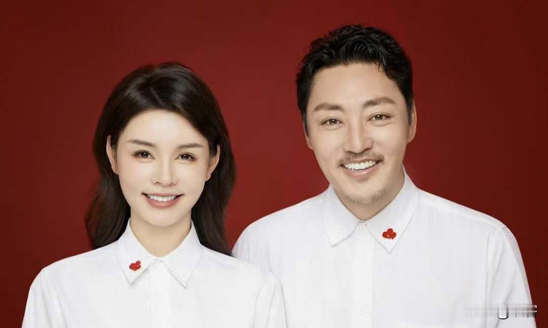 46岁演员赵达结婚，王阳送祝福，并称他是寝室6弟。
今天赵达和赵小夕晒出结婚照，