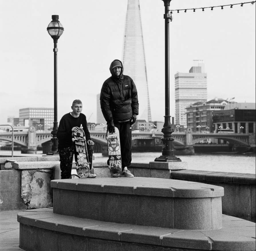 我为什么不再喜欢始祖鸟了呢？了解一个品牌，其实最可靠的方式是两个切入点：第一是初