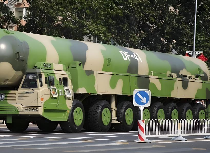 一枚东风 41 洲际导弹，居然要 25 亿人民币！7 亿元左右的歼 20，能买三