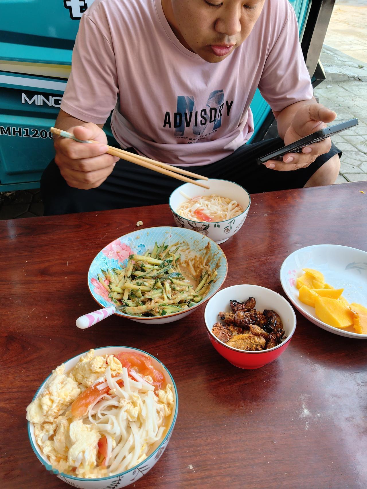 简简单单的饭食！