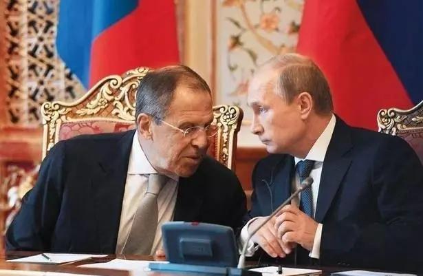 2026年春，在世界聚焦俄乌局势的同时，核军控谈判的老话题再次摆上了美俄高层的案