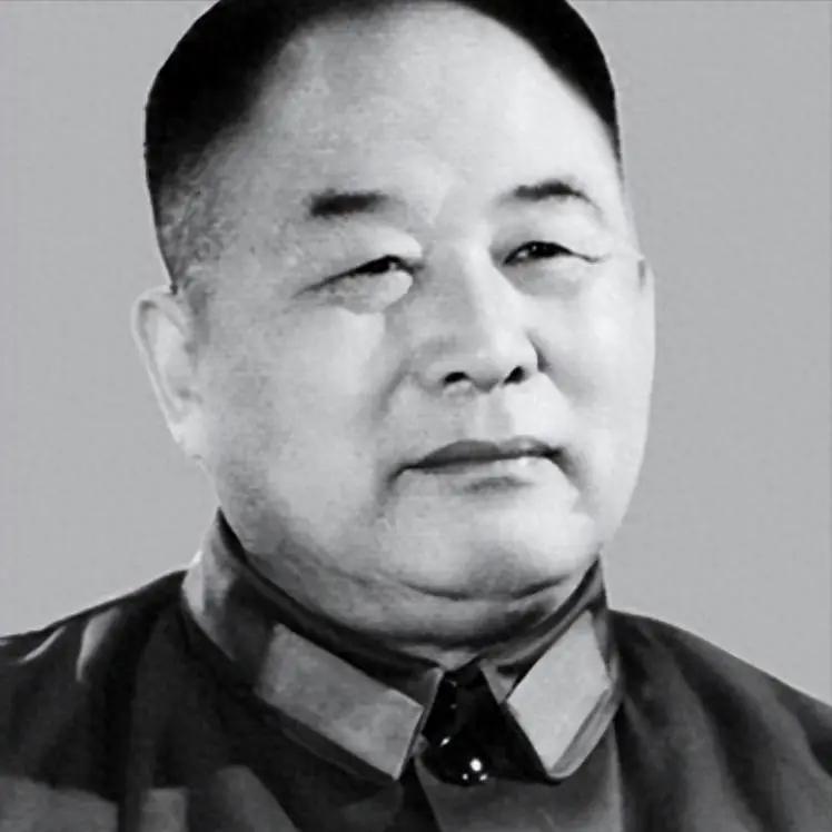 1969年，开国少将吴效闵被隔离审查，可他却住在独栋小洋楼，并配了警卫员，有人好