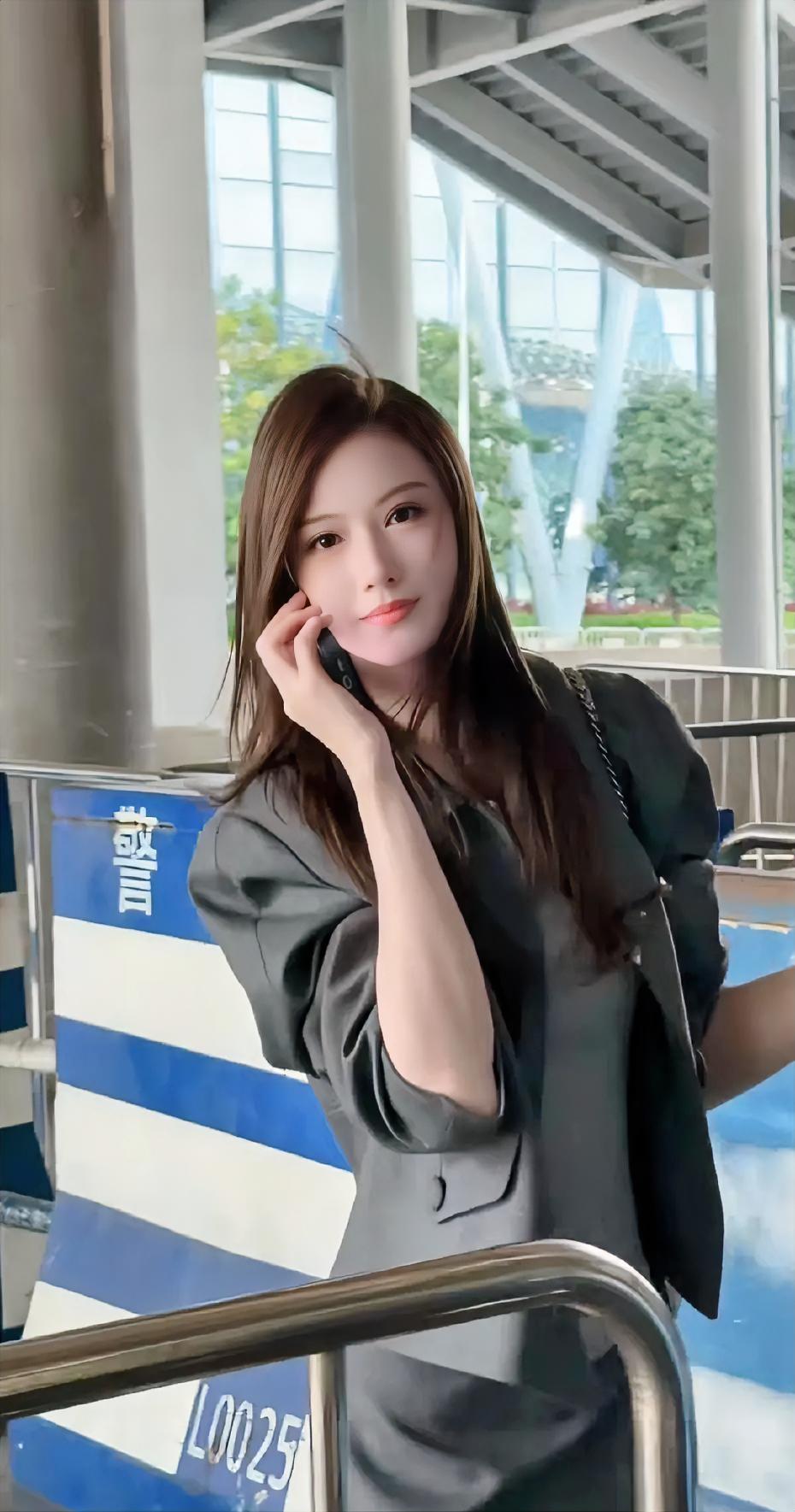 女孩子怎么穿搭既时尚又好看? 美女有哪些特质，大家都有何认同点 随手拍张照片，拍