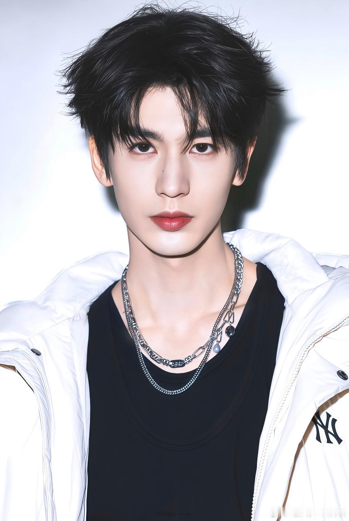 张凌赫王楚然剧还没播先喂上饭了湖南卫视跨年演唱会湖南卫视跨年第四波阵容  两位才