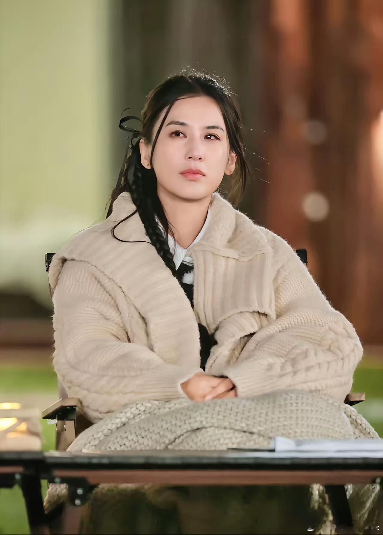 黄圣依在综艺上的沉默表现给所有女人提了三个醒​第一，离婚后，你就没有家了，老公的