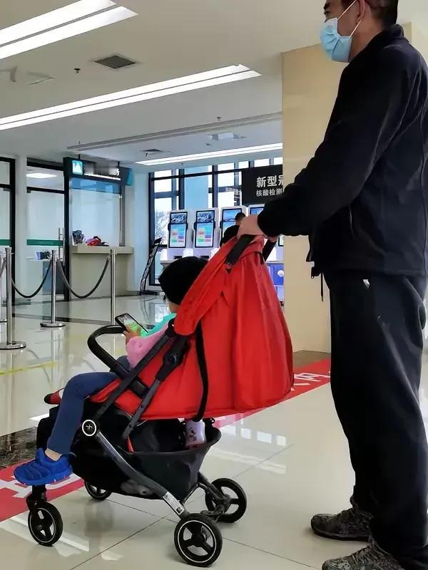 北京icon公公偷做亲子鉴定，竟发现孙子非亲生，逼儿子儿媳离婚，儿媳一句话让全家