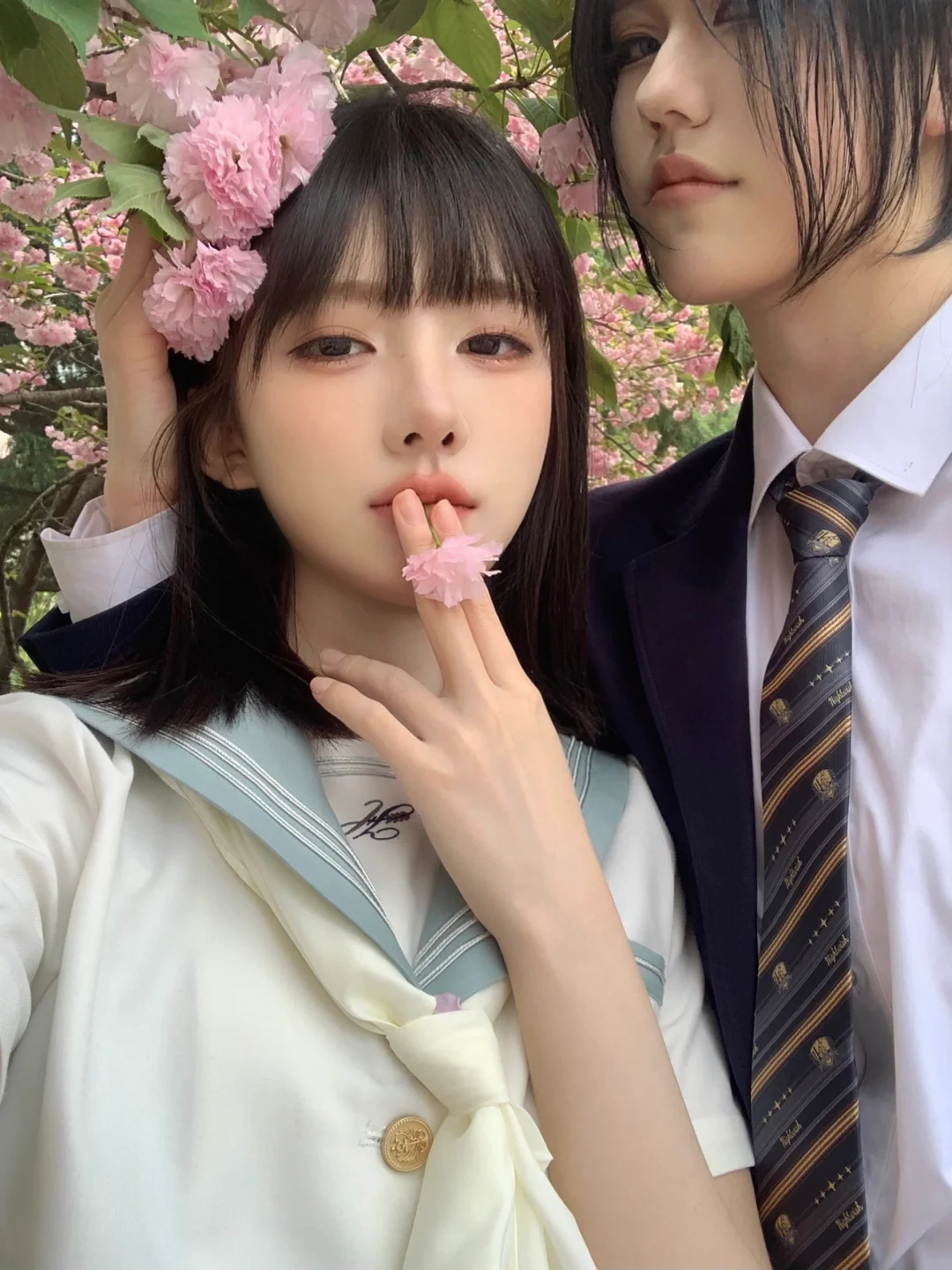 🌸