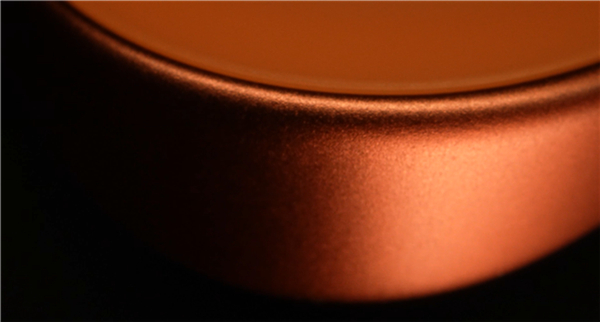 荣耀在马来西亚官网公布全新荣耀600系列，含荣耀600与600 Pro两款机型。