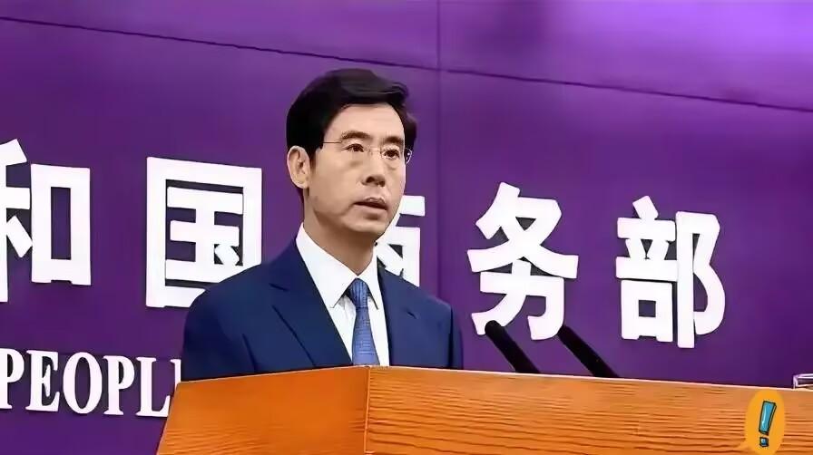 看到深圳这个案子，后背一阵发凉。
27个人，里应外合，差点把166吨锑锭——这种