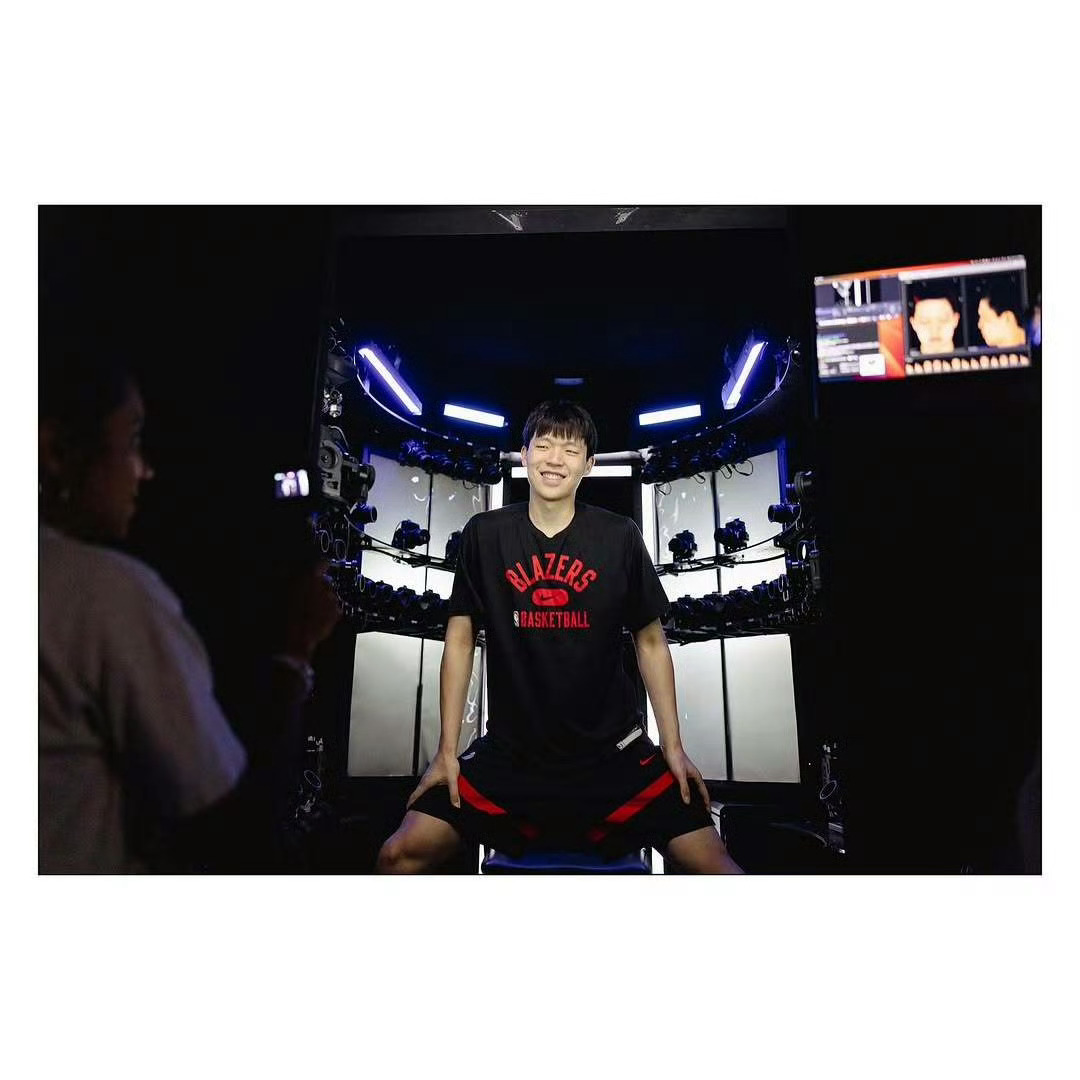 杨瀚森完成NBA2K的游戏面补杨瀚森瀚动一夏 ​​​