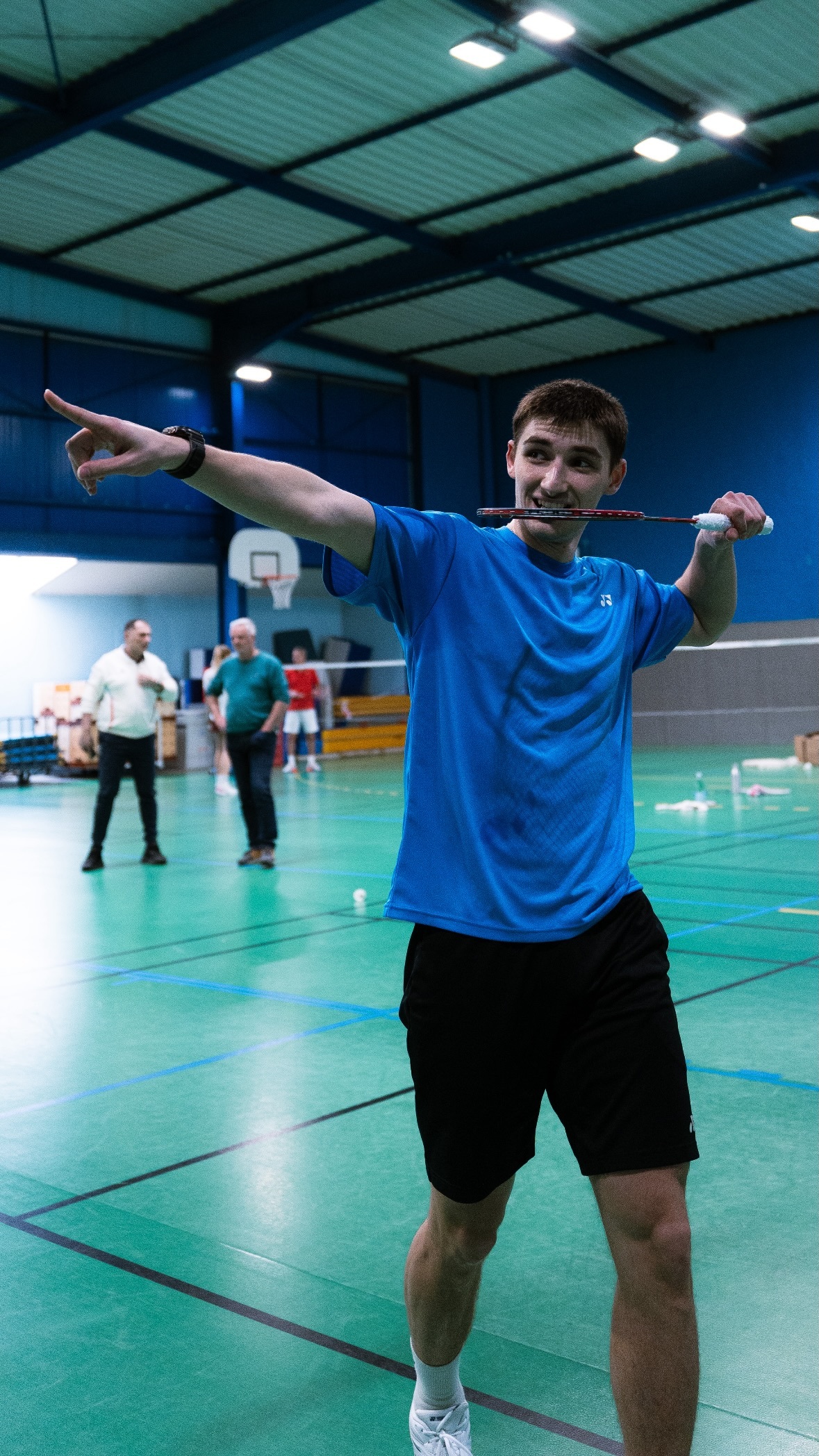 小波波夫🇫🇷 21-18、27-25 🇫🇷大波波夫决赛：安东森🇩🇰 