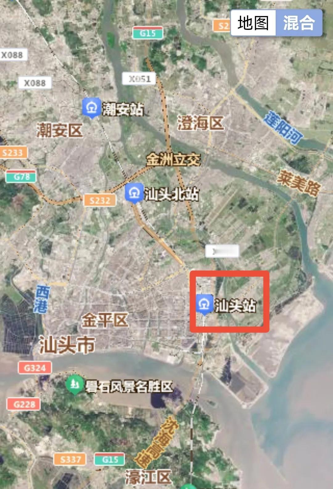 《汕头站》是不是位于汕头市市心位置？
汕头站→小公园，路程10.53公里。
汕头