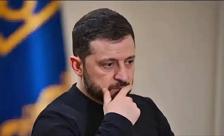 泽连斯基彻底妥协？战争可以输了，自己可以下台，北约可以不入，欧盟也可以不进，但唯