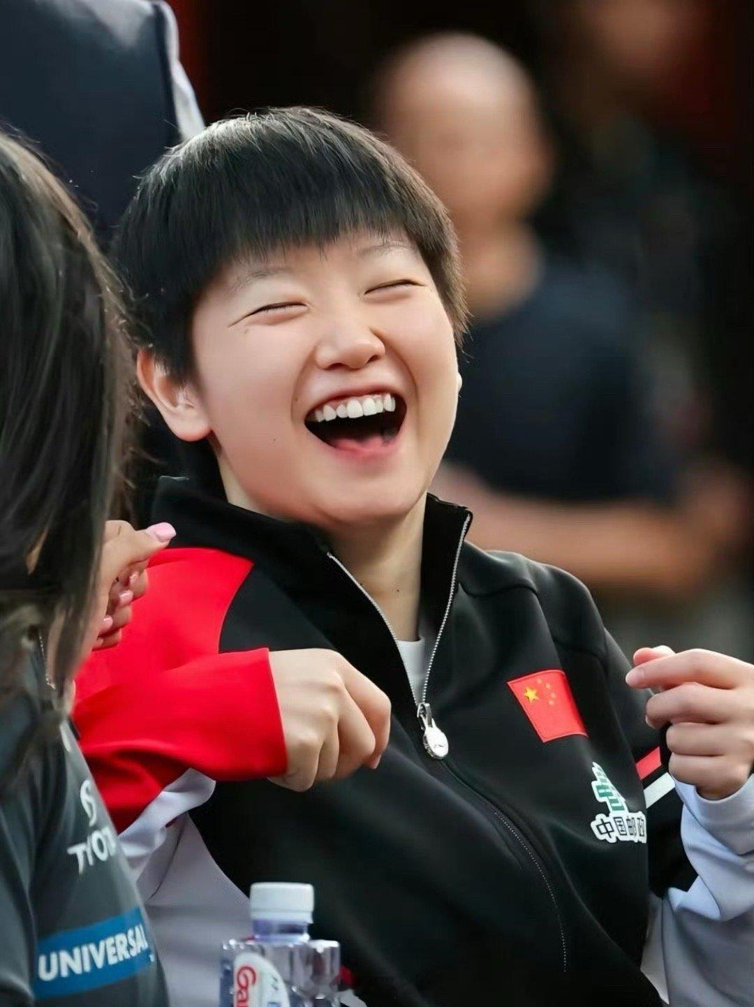 我的女孩，生日快乐[心][心]只是我每年都很期待过生日，吹个蜡烛，吃个生日蛋糕，