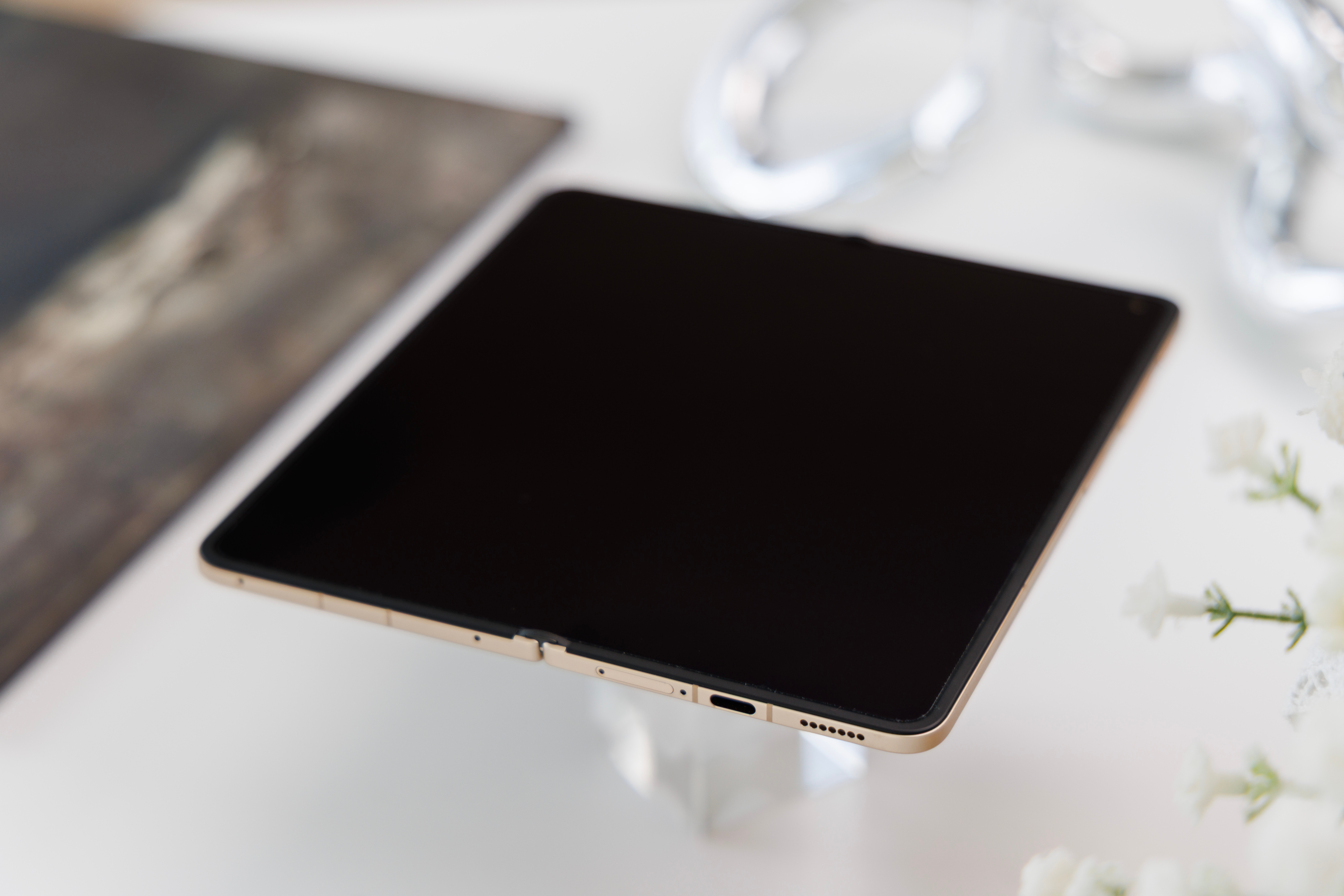 刚上手OPPO Find N6，这次的折痕控制真的权威，日常用几乎感知不到，而且