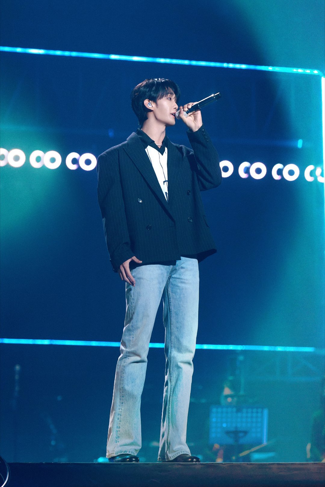 王赫野讲故事分不清真假✨真假交织超奇妙，王赫野随性分享日常，不装不做作，单纯唠嗑