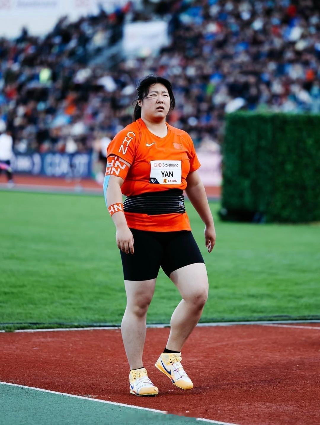 世界田联钻石联赛 奥斯陆站女子标枪，严子怡凭借第一投67米11的成绩拿下冠军，第