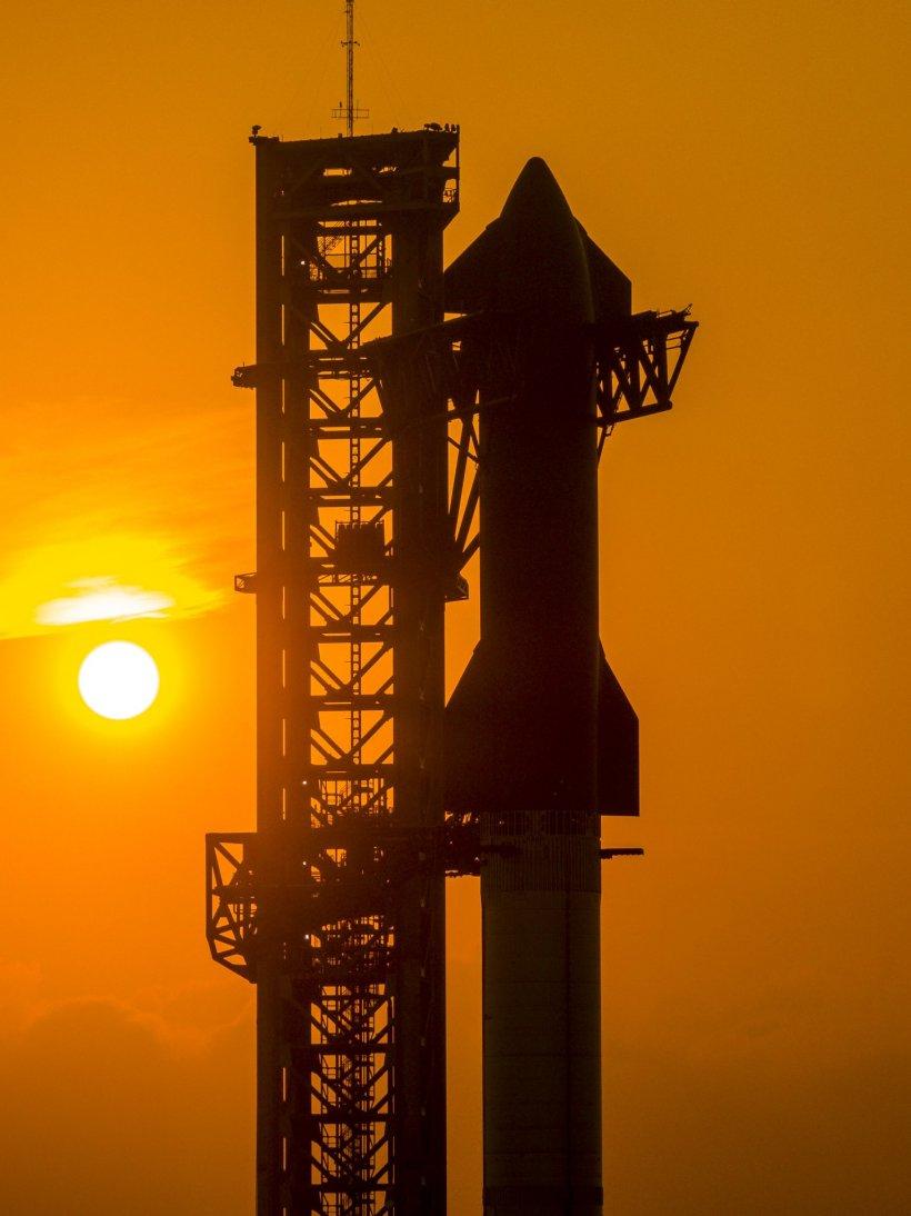 6 月 3 日消息，马斯克在 X 平台表示，SpaceX 星舰已准备好第四次试飞