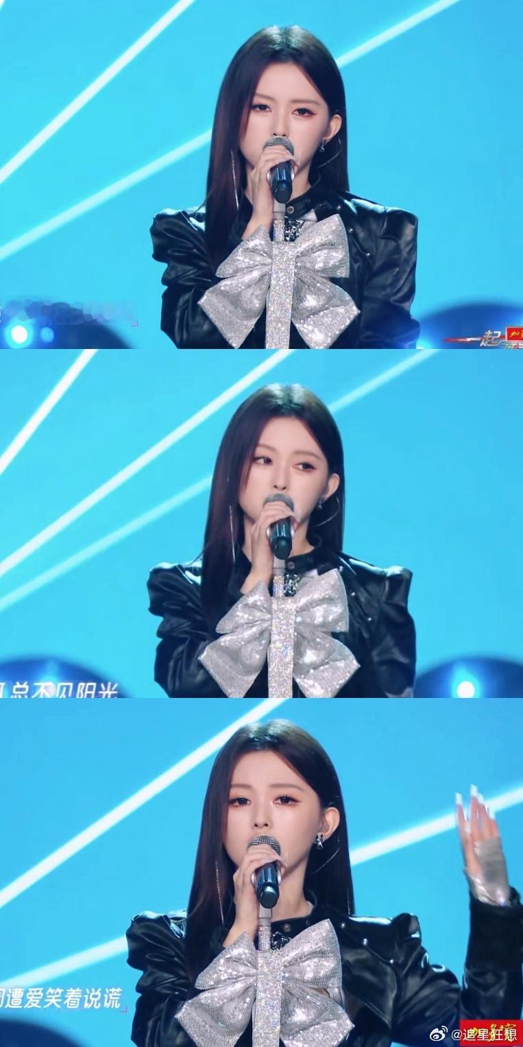 谁懂啊！刷到机械姬造型的第一眼，那眉眼间的灵气和杨超越简直如出一辙，心里还想着“