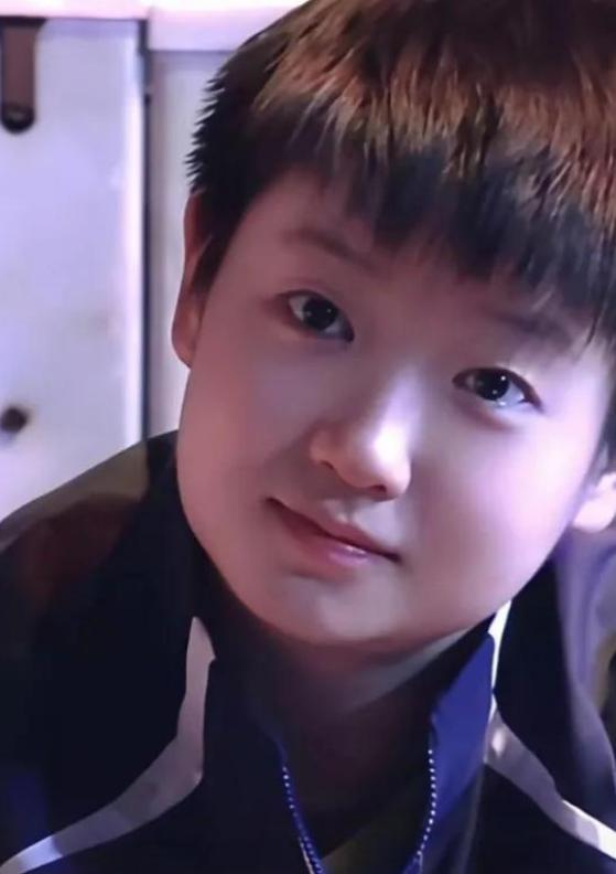 [微风]孙颖莎打球一年奖金90万，根本不够团队开销，但你知道吗，她转身接个广告，