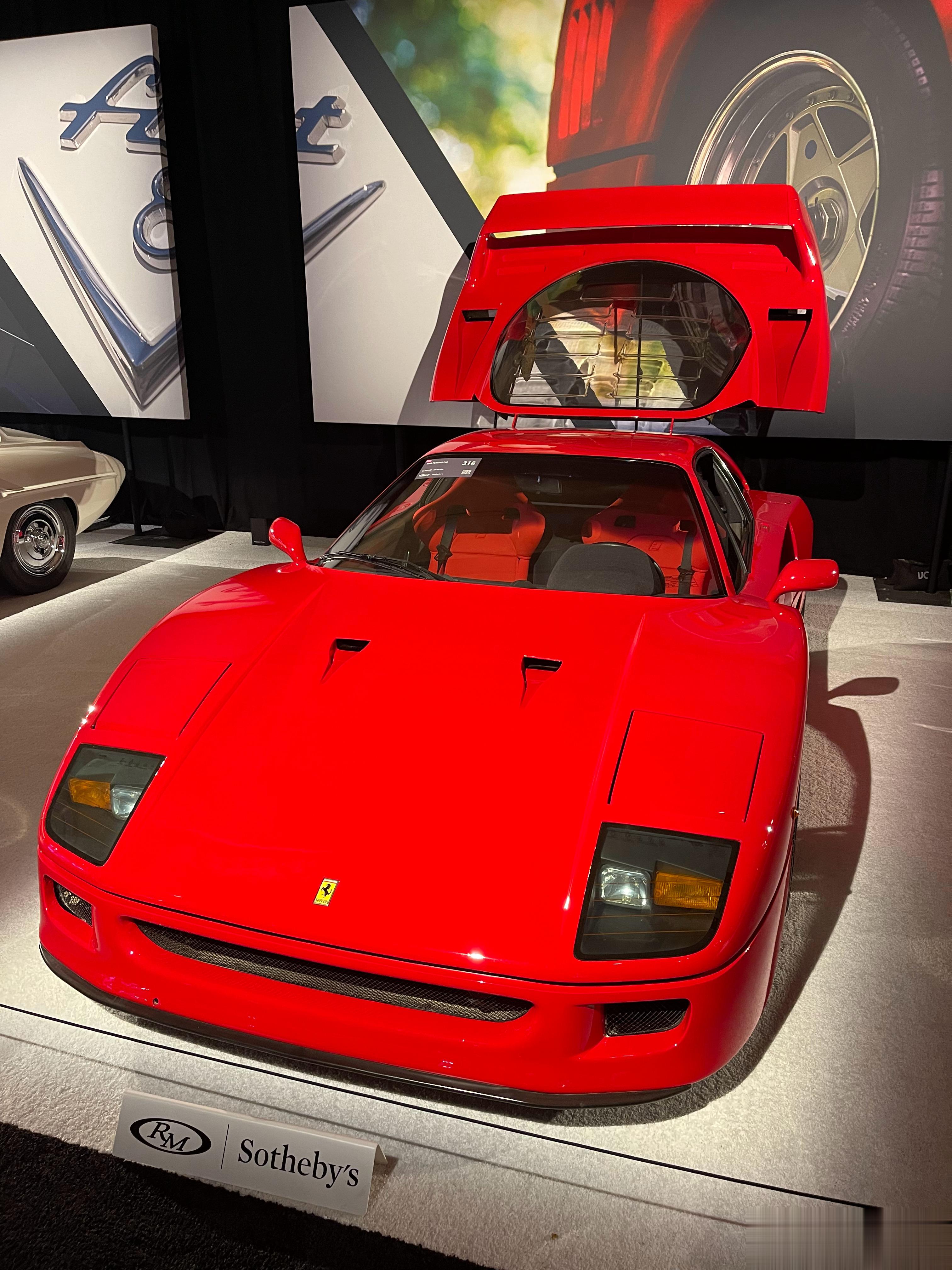 #shen车视界# 除了图一这辆F40，图2-3这两辆兰博基尼也和大陆说了再见，