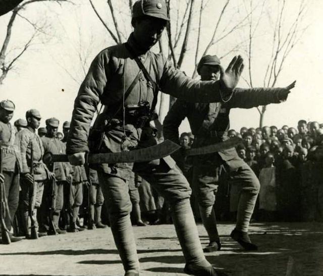 1936年，青海马家军将领马元海在马步芳的命令下，率部从青海赶来，对四十里铺进行