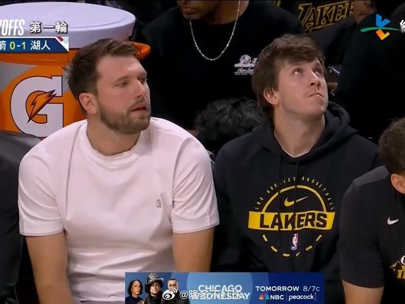 “七里翔”三人组，仅老詹一人出战…火箭vs湖人