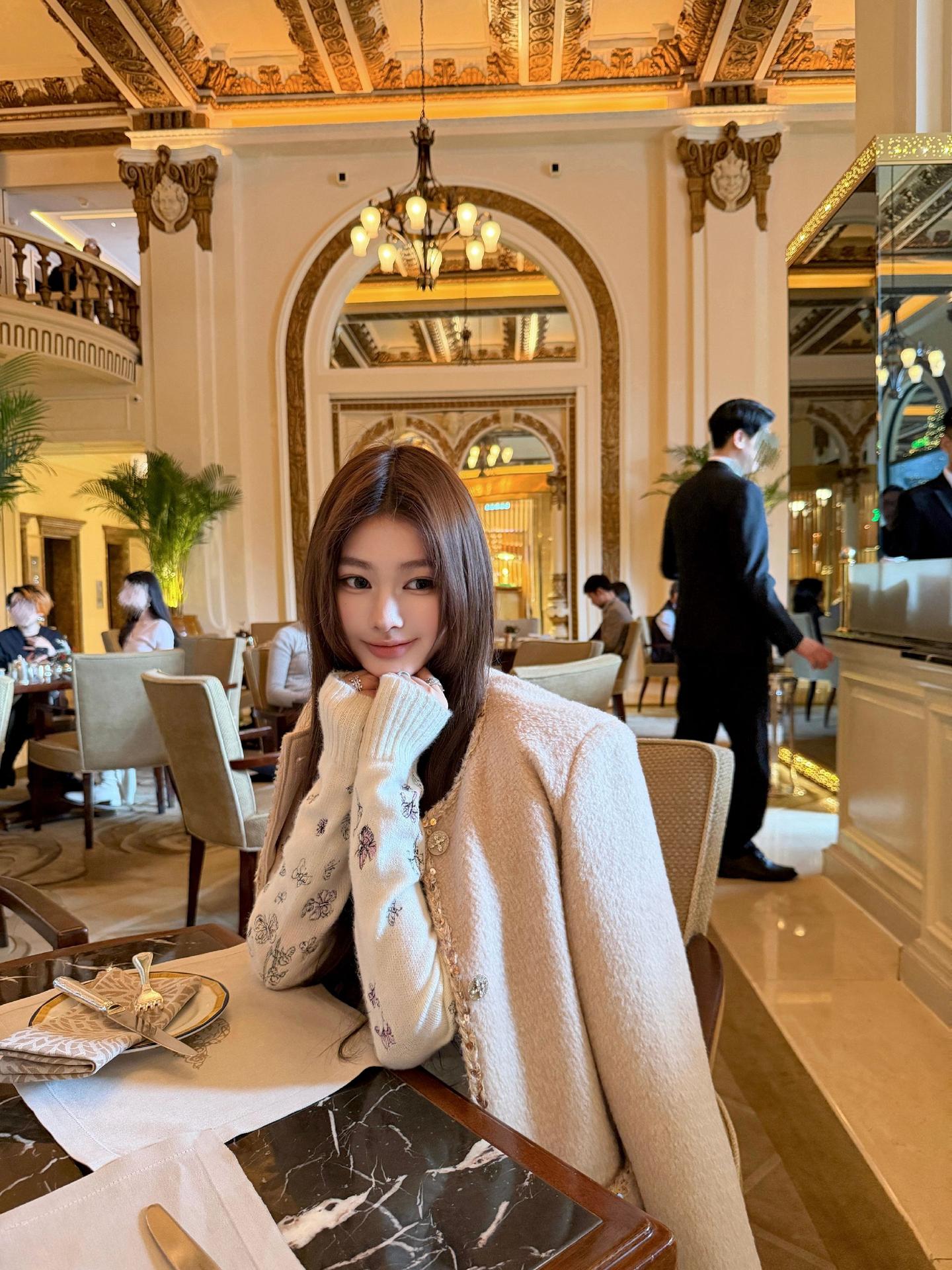 女孩 天真一辈子吧