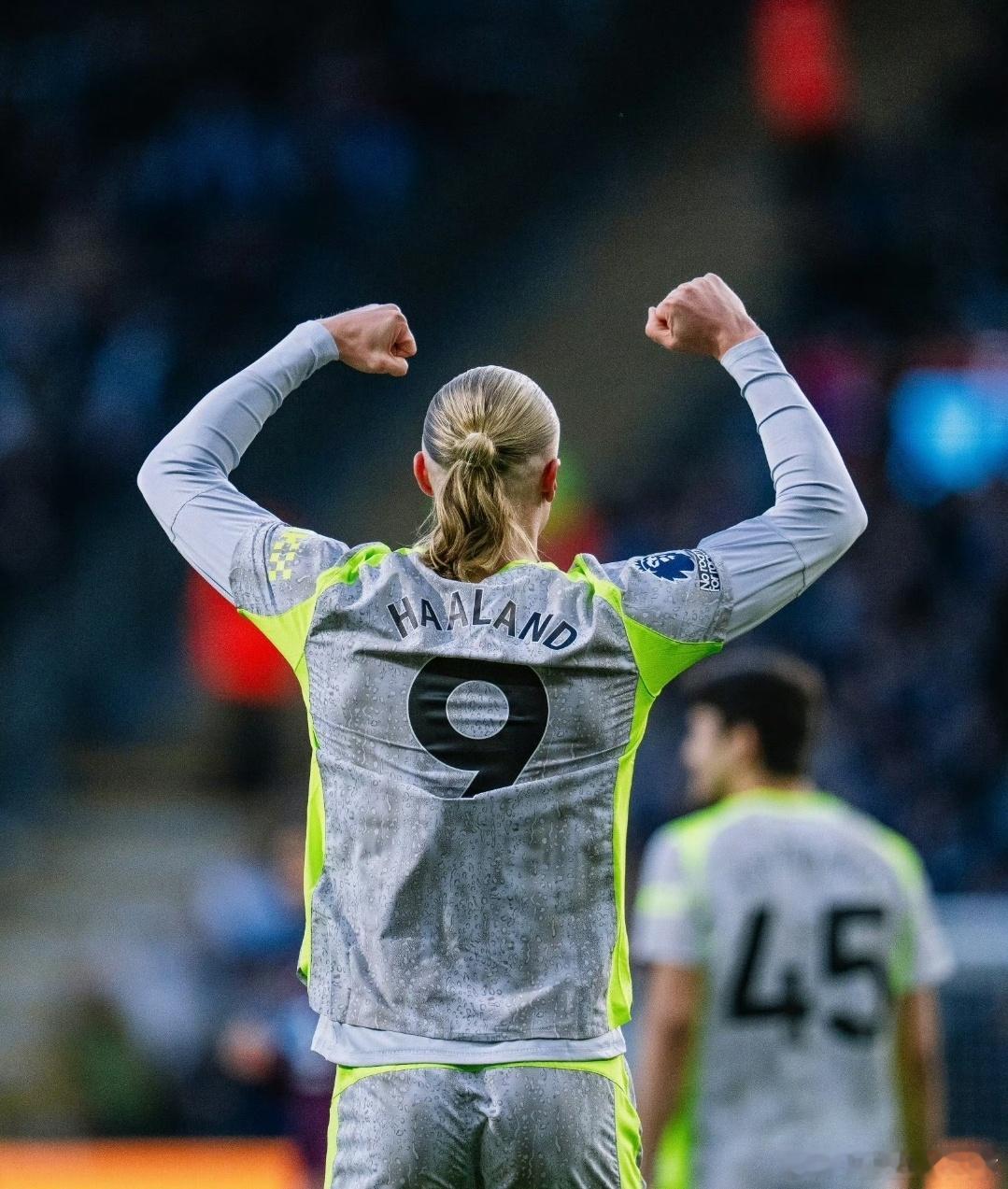 曼城1比0伯恩利1:0！哈兰德破门一锤定音，阿森纳让出榜首，曼城登顶英超，伯恩利