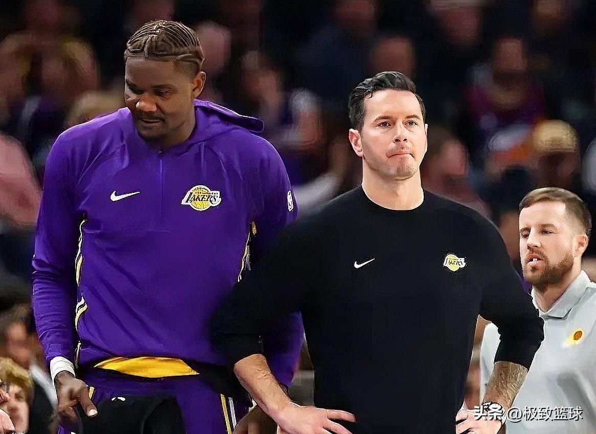 湖人主帅雷迪克喊话球队中锋艾顿！

今日，据湖人资深记者Dave McMenam