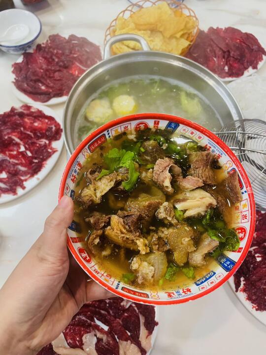 雄盛李记牛肉火锅：一口入魂的潮汕味道‼️
