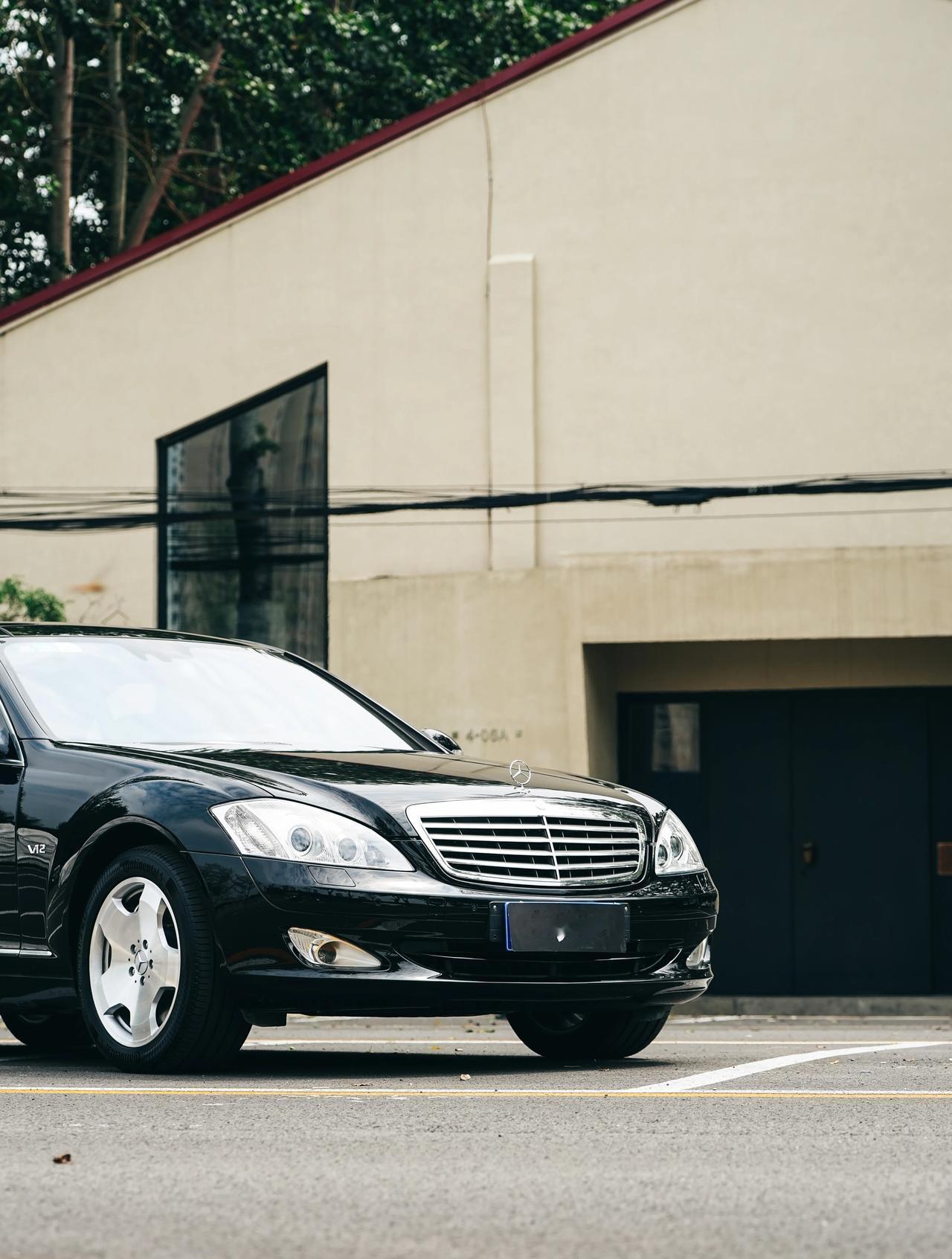 经历了20年的风雨，经得住考验的是什么车
梅赛德斯BENZ S600 V12 非