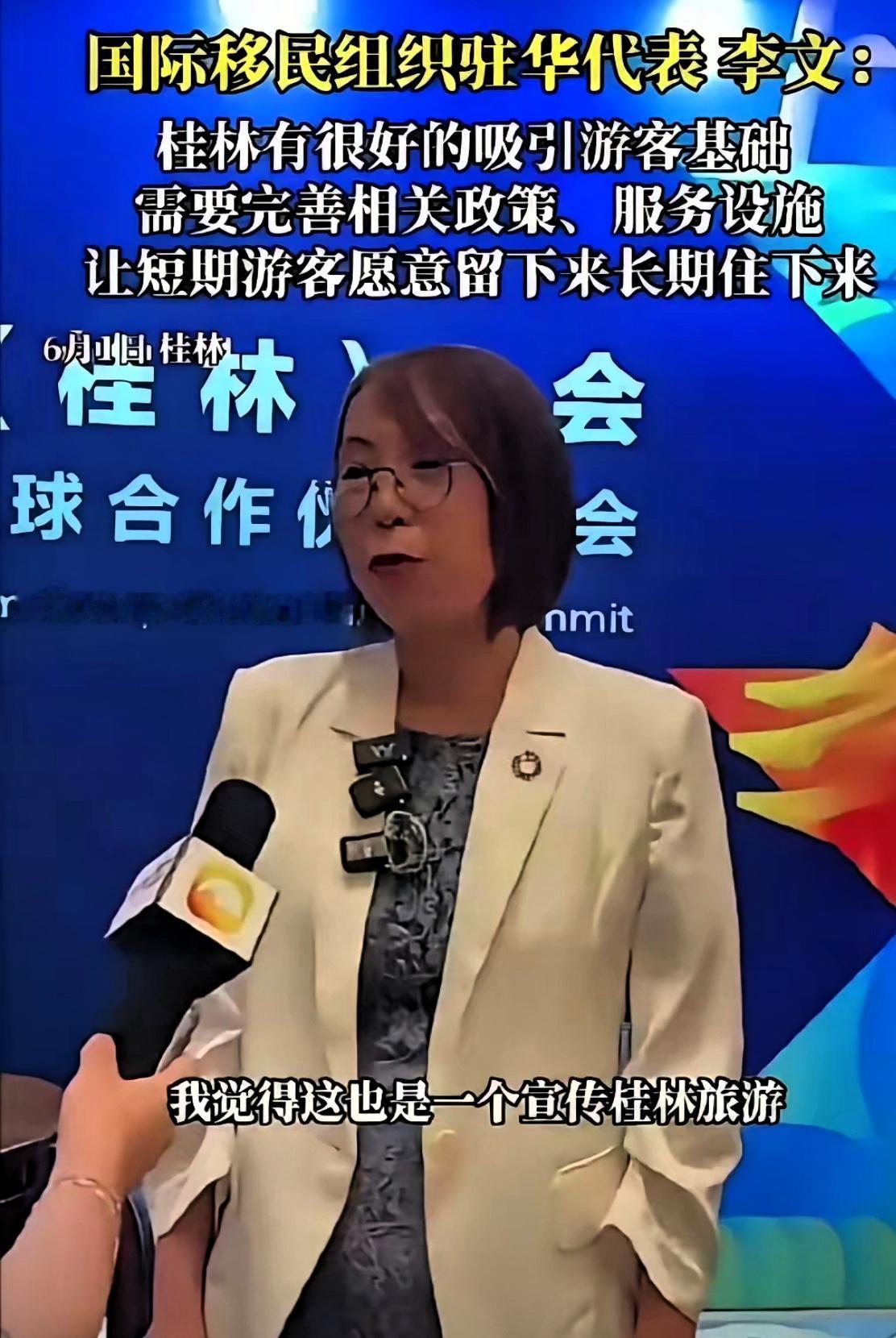 中国计划生育一孩政策实施了30年，少出生人口4亿人。当时响应号召也罢，无奈也罢，