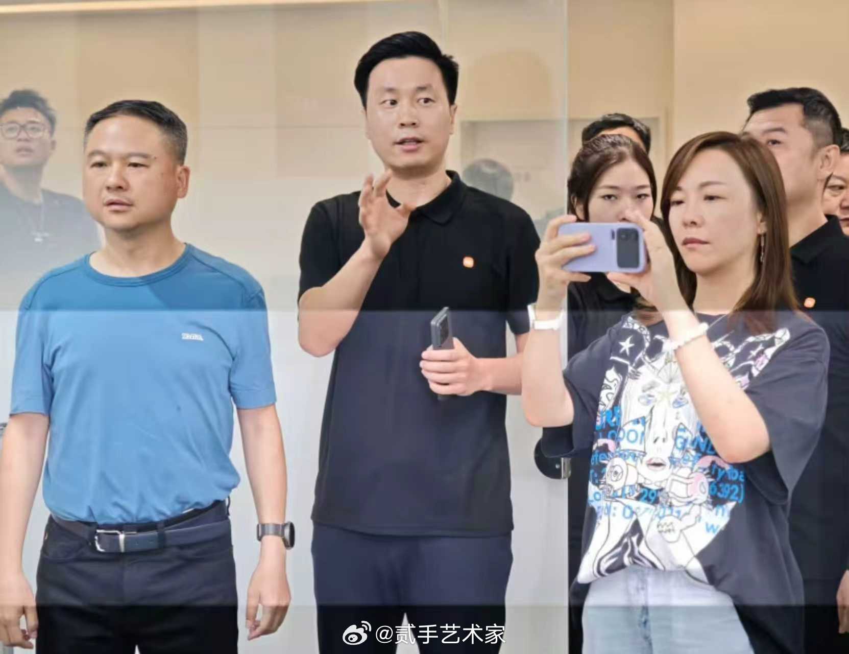 小米王腾因泄密被辞退小米内部通报，中国区市场部总经理王腾因“泄露公司机密信息”及